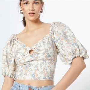Abercrombie & Fitch puff sleeve floral Crop Top 33961